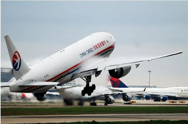 Worldwide Reliable Logistic Courier Service From China to UK Amazon Warehouse/Company Address